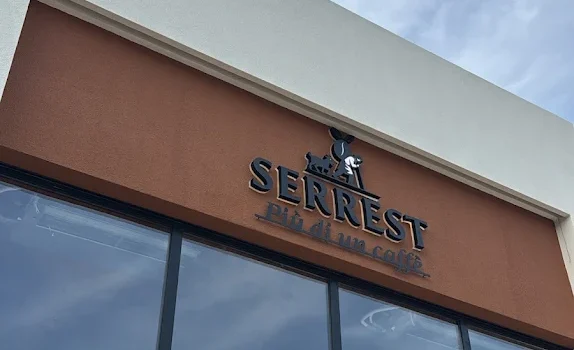 Çiğli’de yeni buluşma noktası: Serrest Cafe kapılarını açtı